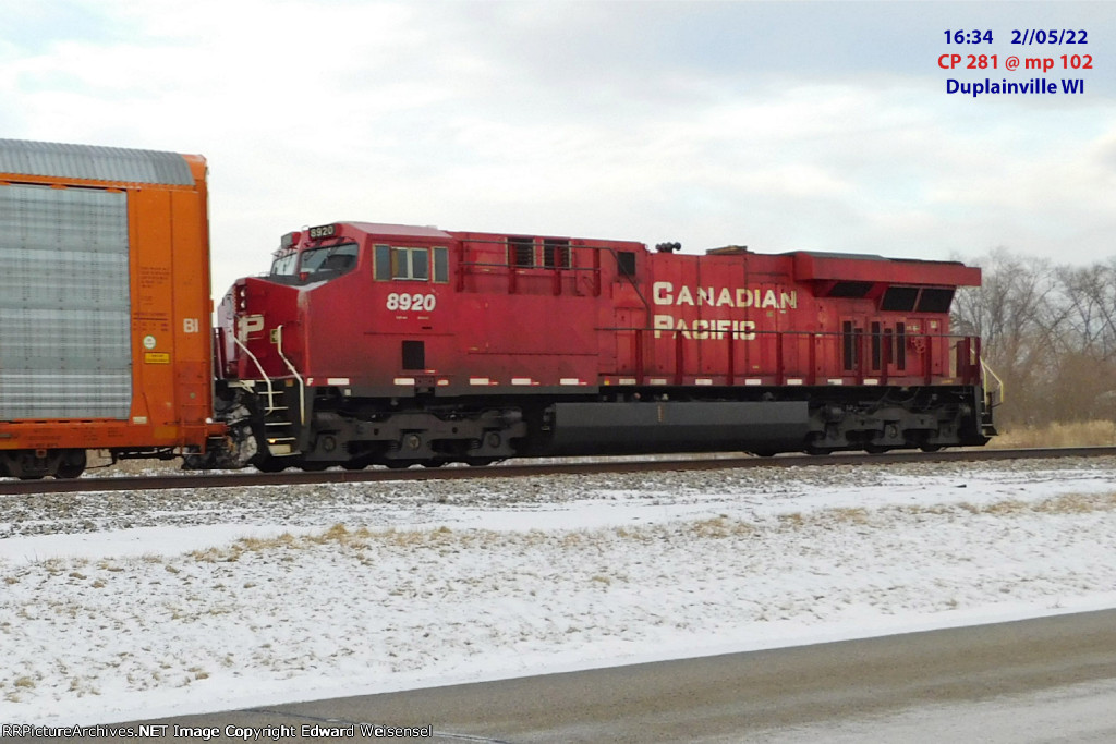 CP 281's DPU, 4 x 1 Saturday, moving freshly tailored CRLX 2022 ex SOU GP38-2 for Centex Rail Link (Canadain Railserve)